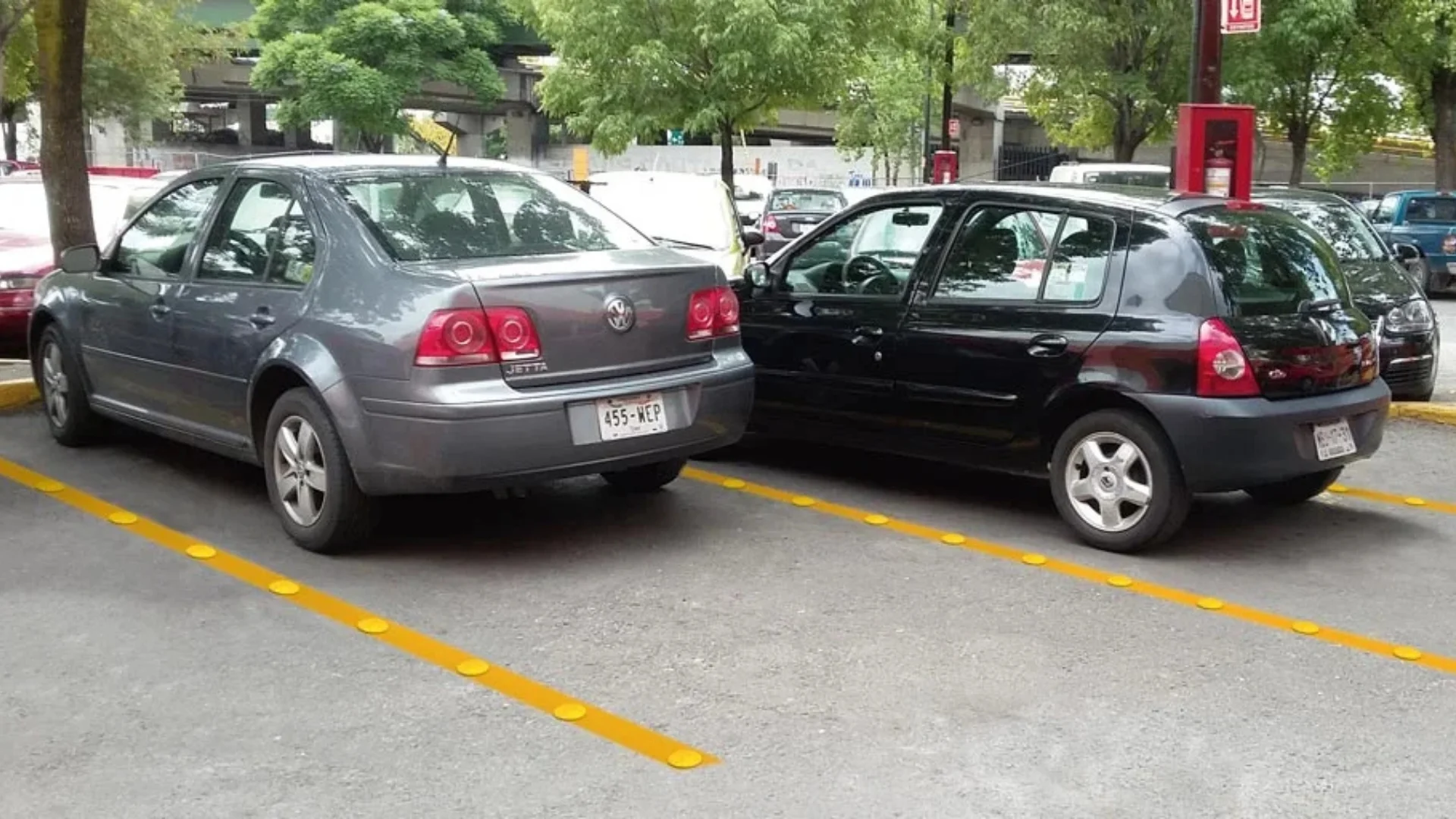Boton vial cerámico